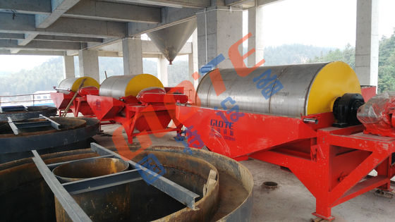 Separador magnético úmido de intensidade média de 5 a 10 t/h para separação de ferro no processo de mineração